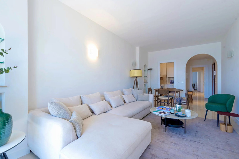French property for sale in Nice, Alpes-Maritimes - €795,000 - photo 2