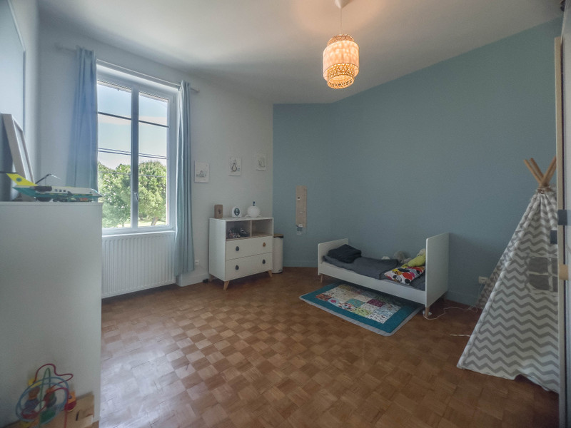 French property for sale in Angoulême, Charente - €249,000 - photo 6