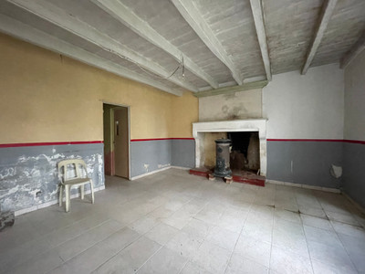 French property for sale in Val-d'Auge, Charente - €88,000 - photo 6
