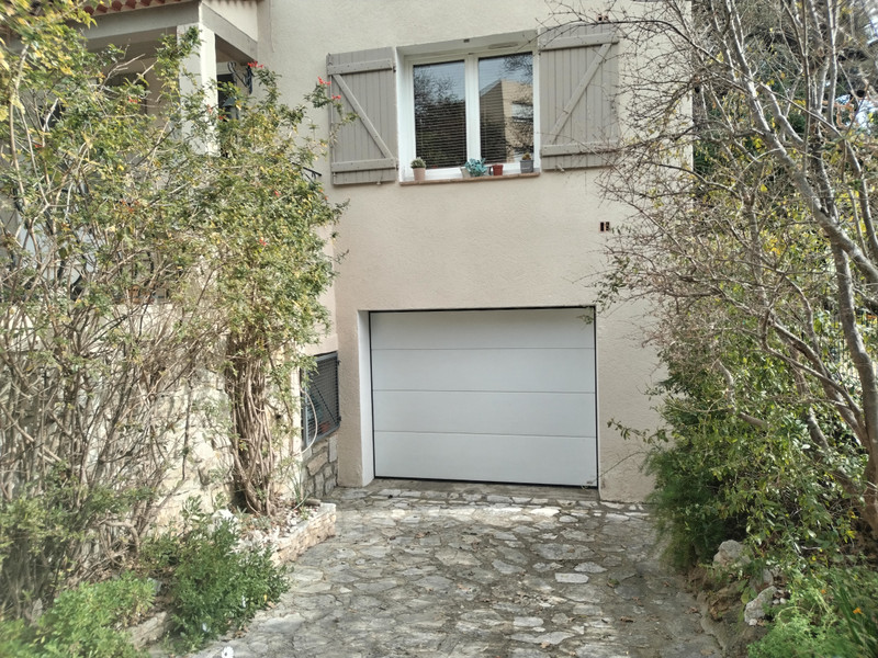 French property for sale in Toulon, Var - €860,000 - photo 5