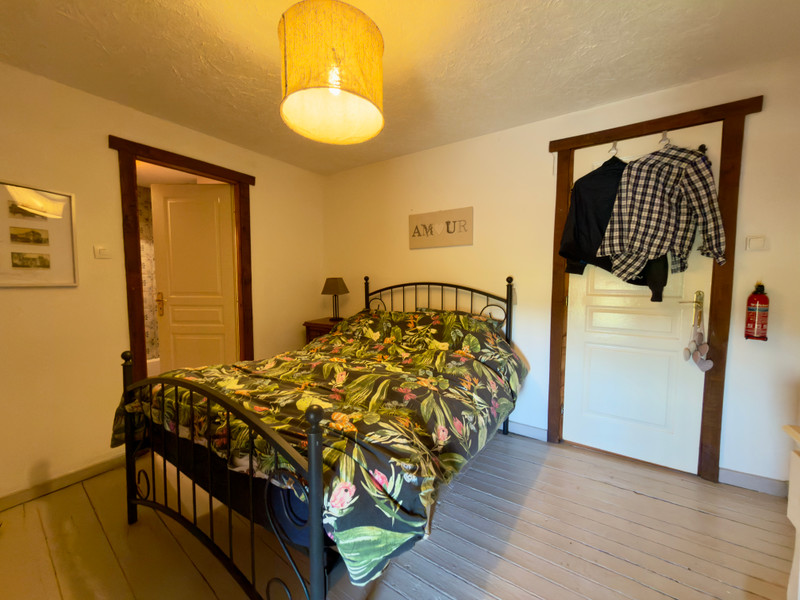 French property for sale in Rochechouart, Haute-Vienne - €162,000 - photo 11