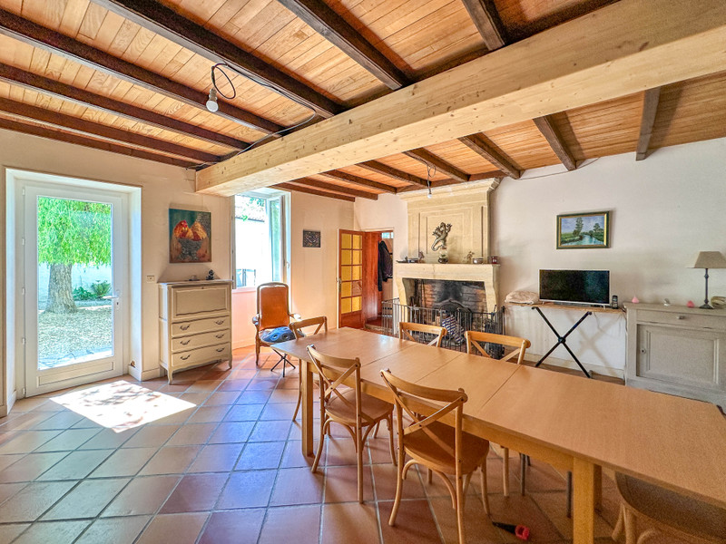 French property for sale in Le Seure, Charente-Maritime - €261,450 - photo 2