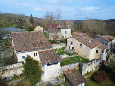 Maison à vendre à Angoulême, Charente, Poitou-Charentes, avec Leggett Immobilier