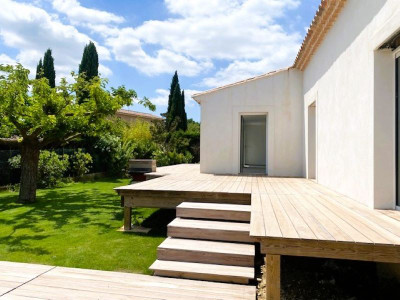 French property for sale in Pujaut, Gard - €449,000 - photo 9