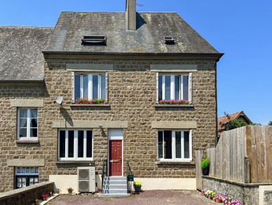 Maison à vendre à Juvigny les Vallées, Manche, Basse-Normandie, avec Leggett Immobilier