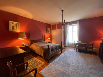 French property for sale in Saint-Amand-Montrond, Cher - €385,000 - photo 5