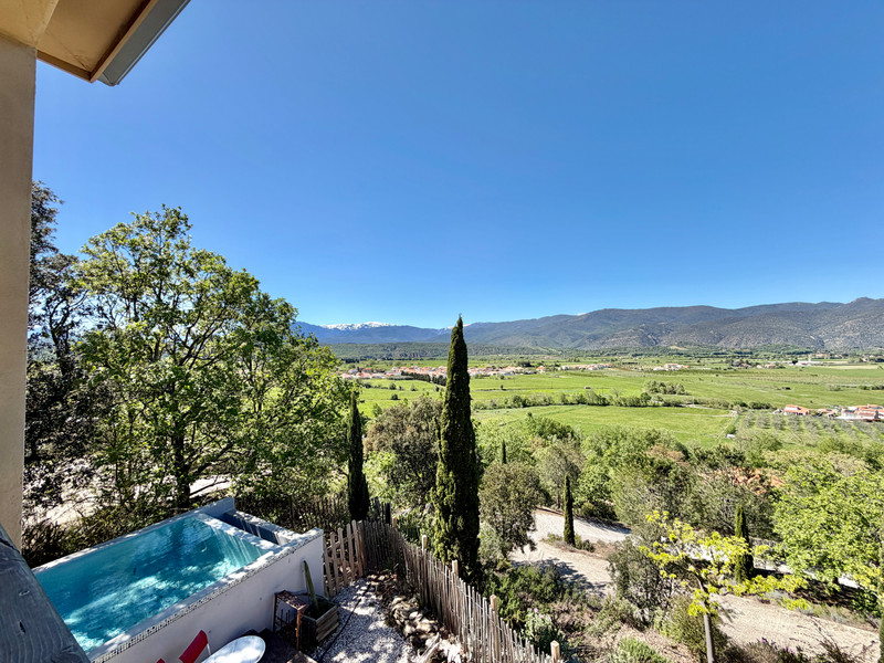 French property for sale in Vinça, Pyrénées-Orientales - €729,000 - photo 3