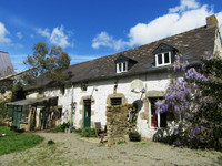 Maison à vendre à Vimartin-sur-Orthe, Mayenne - 215.053 € - photo 1