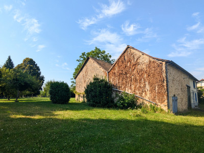 French property for sale in Saint-Pierre-de-Frugie, Dordogne - €66,600 - photo 1