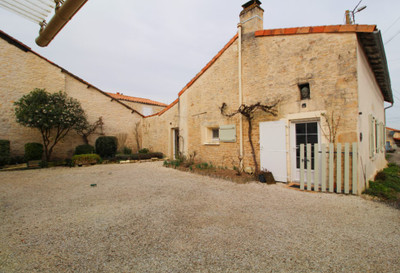French property for sale in Bessé, Charente - €119,900 - photo 6