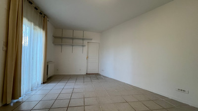 French property for sale in Avignon, Vaucluse - €395,000 - photo 6
