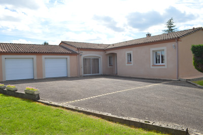 French property for sale in Lédat, Lot-et-Garonne - €246,100 - photo 2