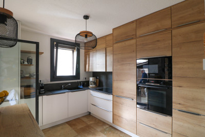 French property for sale in Uzès, Gard - €519,000 - photo 4