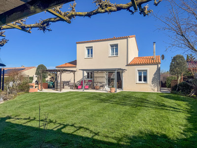 Maison à vendre à Saint-Maurice-le-Girard, Vendée, Pays de la Loire, avec Leggett Immobilier