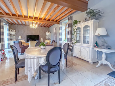 French property for sale in Montsûrs, Mayenne - €469,000 - photo 2