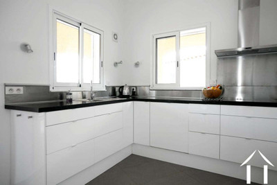 French property for sale in Roquebrun, Hérault - €470,000 - photo 3