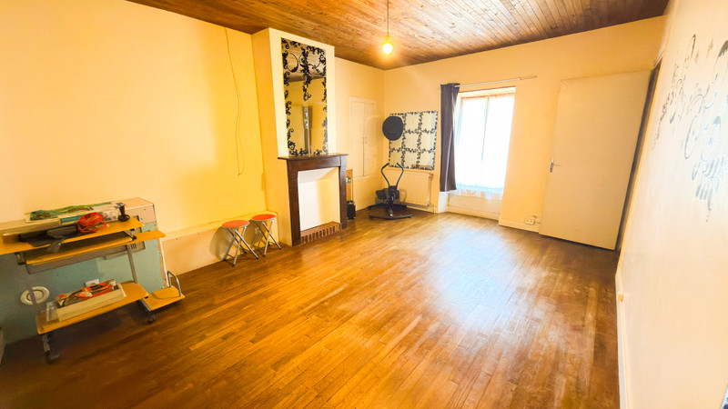 French property for sale in Oradour-sur-Vayres, Haute-Vienne - €99,000 - photo 1