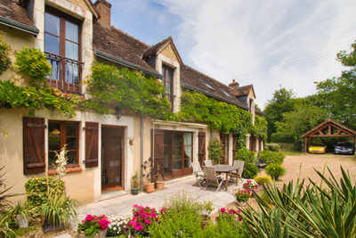 house for sale in Sarthe