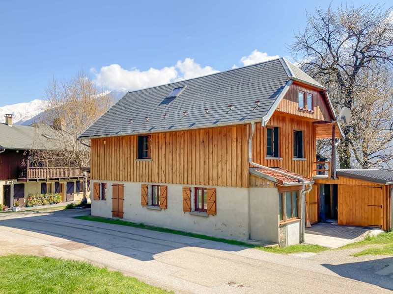 Maison à Saint-Alban-d'Hurtières, Savoie - photo 1