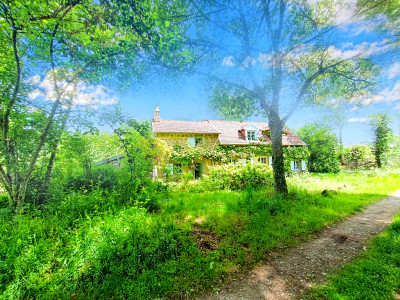 French property for sale in Auzances, Creuse - €148,000 - photo 2