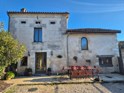 Maison à vendre à Périgueux, Dordogne, Aquitaine, avec Leggett Immobilier