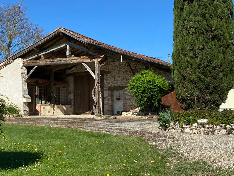 French property for sale in Trentels, Lot-et-Garonne - €395,380 - photo 3