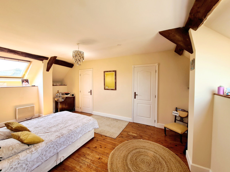 French property for sale in Soucé, Mayenne - €175,000 - photo 4