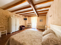 Propriété à vendre à Saint-Hilaire-de-Villefranche, Charente-Maritime - 795 000 € - photo n°5