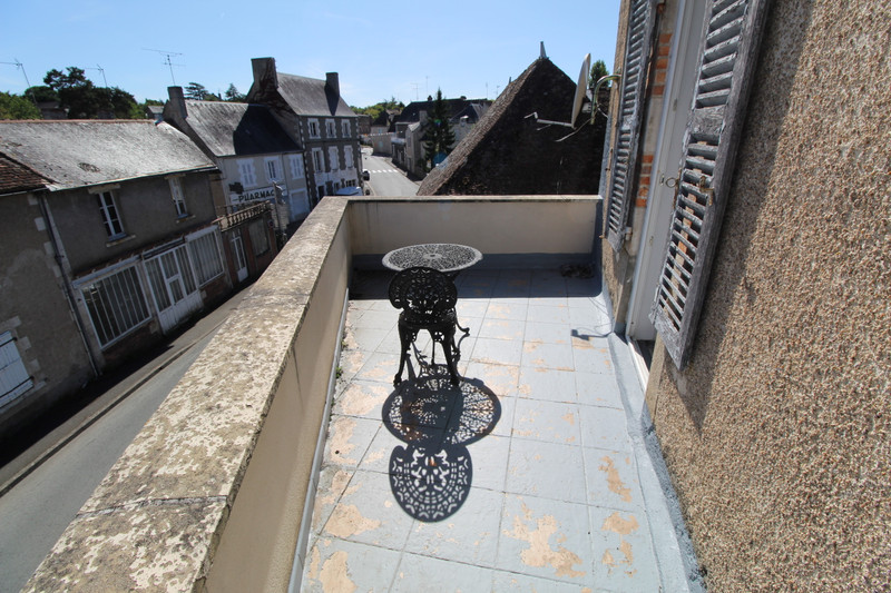 French property for sale in La Trimouille, Vienne - €78,000 - photo 5