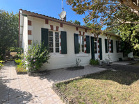 Propriété à vendre à Médillac, Charente - 147 150 € - photo n°1