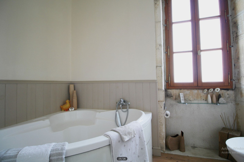 French property for sale in Chives, Charente-Maritime - €249,000 - photo 11