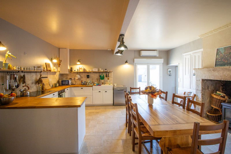 French property for sale in Marigny-Marmande, Indre-et-Loire - €284,080 - photo 2