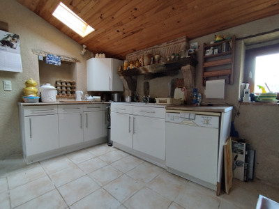 French property for sale in Saint-Léger-Magnazeix, Haute-Vienne - €76,900 - photo 3