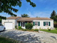 houses and homes for sale inFontenay-le-ComteVendée Pays_de_la_Loire