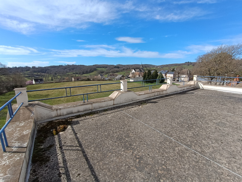 French property for sale in Aubusson, Creuse - €183,600 - photo 3
