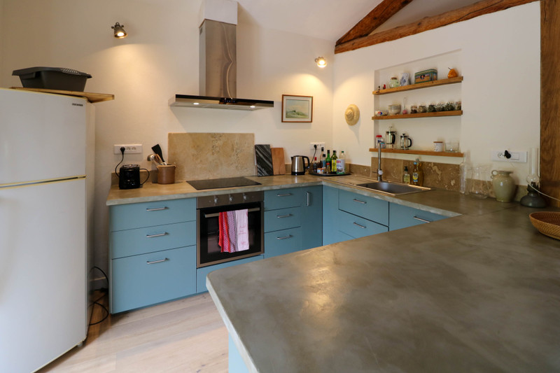 French property for sale in Uzès, Gard - &#8364;395,000 - photo 5