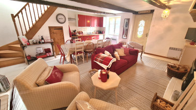 French property for sale in Montaudin, Mayenne - €79,900 - photo 2