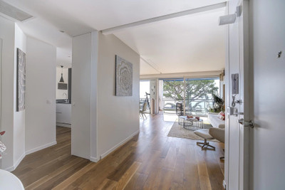 French property for sale in Nice, Alpes-Maritimes - €1,495,000 - photo 8