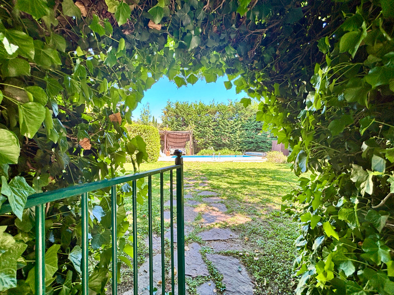French property for sale in Bélarga, Hérault - €645,000 - photo 4