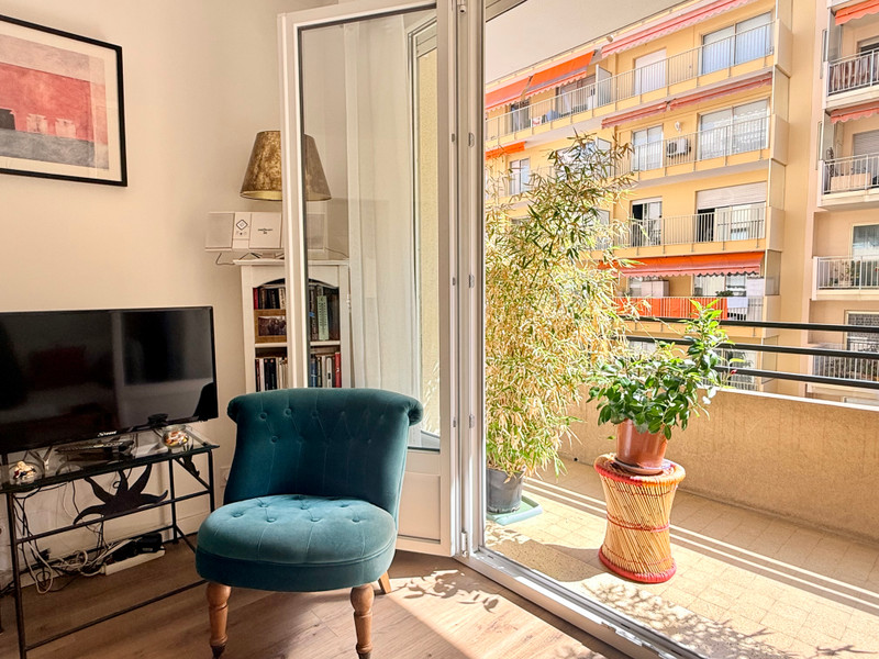 French property for sale in Antibes, Alpes-Maritimes - €225,000 - photo 8