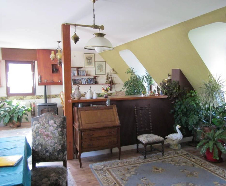French property for sale in Carhaix-Plouguer, Finistère - &#8364;274,000 - photo 3