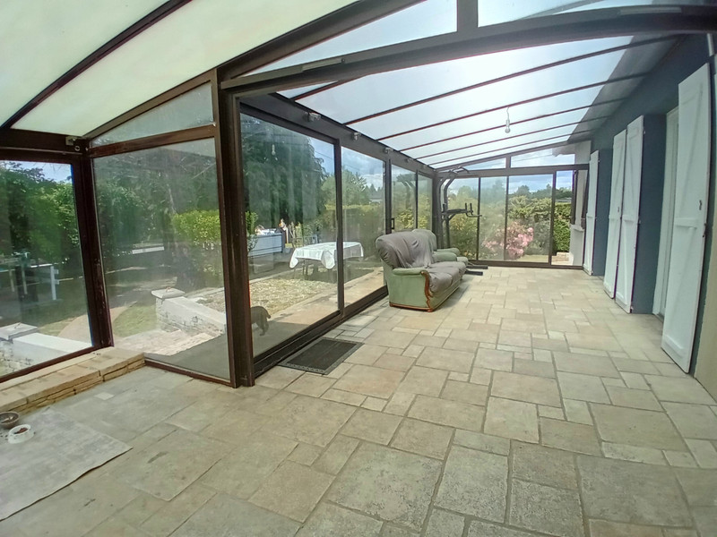 French property for sale in Saint-Just-le-Martel, Haute-Vienne - €220,000 - photo 2