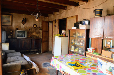 French property for sale in Aunac-sur-Charente, Charente - €36,600 - photo 5