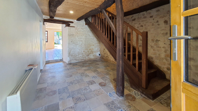 French property for sale in Lorigné, Deux-Sèvres - €152,600 - photo 5