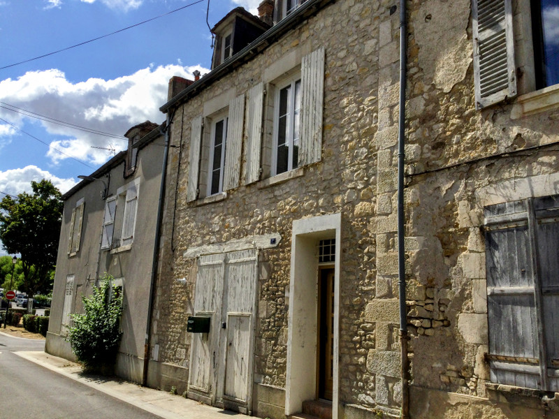 French property for sale in Le Blanc, Indre - €60,500 - photo 0