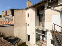 Maison à vendre à Ruffec, Charente - 139.950 € - photo 4