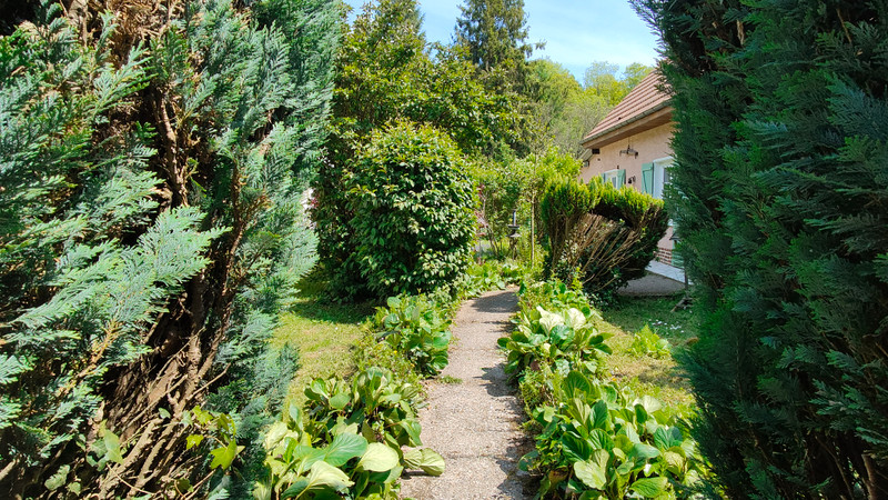 French property for sale in Lucheux, Somme - €131,868 - photo 1