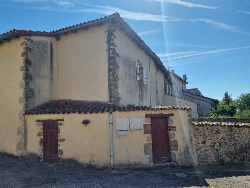 French property for sale in Brillac, Charente - €77,000 - photo 8
