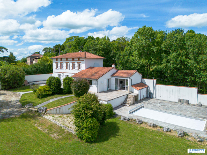 French property for sale in Castex, Ariège - €387,000 - photo 0