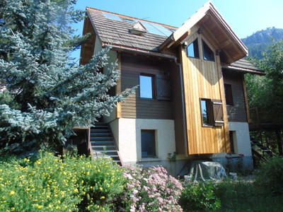 Chalet à vendre à Le Monêtier-les-Bains, Hautes-Alpes, PACA, avec Leggett Immobilier